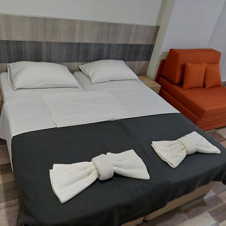 Guest House Tedi 萨帕雷瓦巴尼亚 外观 照片