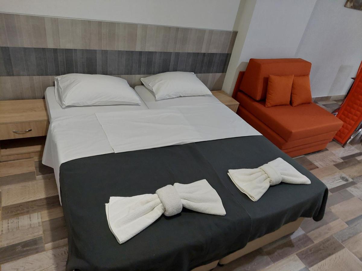 Guest House Tedi 萨帕雷瓦巴尼亚 外观 照片