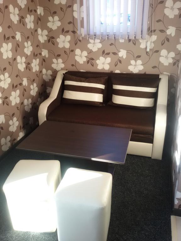Guest House Tedi 萨帕雷瓦巴尼亚 外观 照片